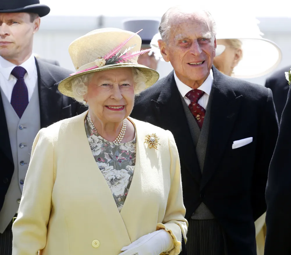 Queen Elizabeth II Shares Loving Tribute to Late Husband Prince Philip 1 Day After His Death