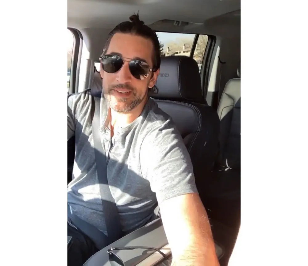 Shailene Woodley Gives a Peak at &lsquo;Super Sexy&rsquo; Fiance Aaron Rodgers&rsquo; Man Bun