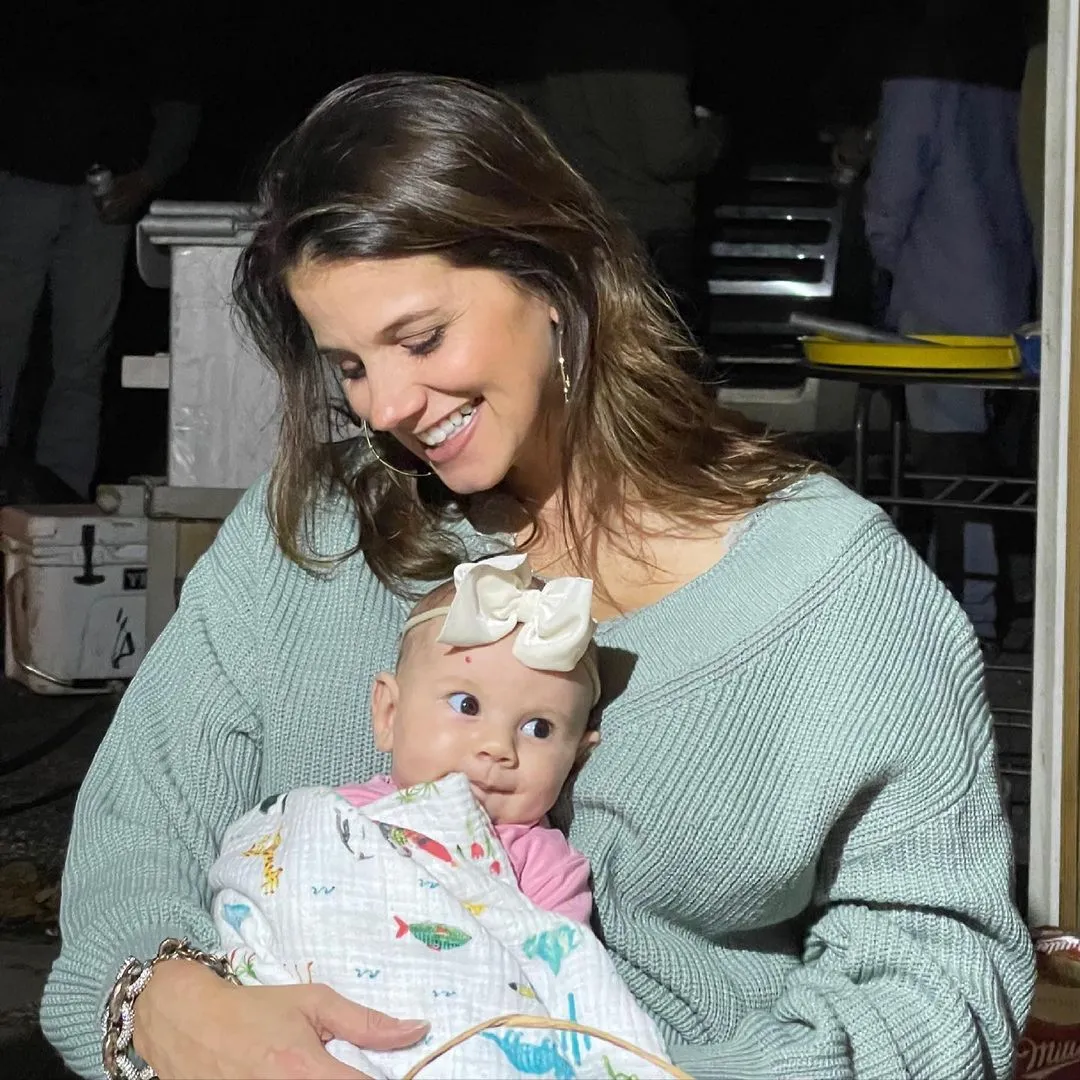 Staci Felker Slams Predatory Trolls Criticizing Her Postpartum Weight