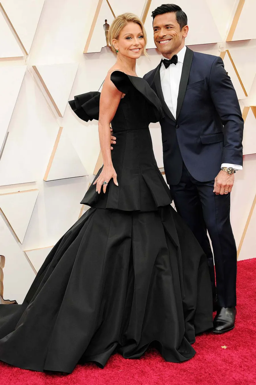Stylish-Couples-Kelly-Ripa-Mark-Consuelos-001