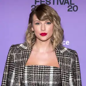 Taylor Swift Sends Care Package Georgia Nurse COVID-19 Frontline
