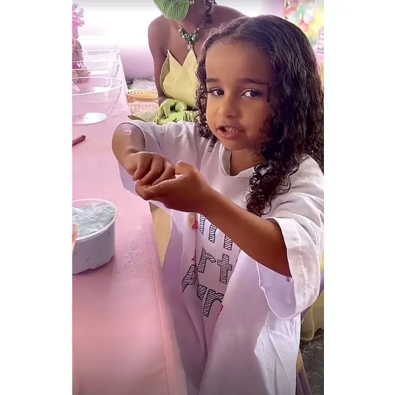 True Thompson 3 See How The Kardashian Jenner Family Celebrated