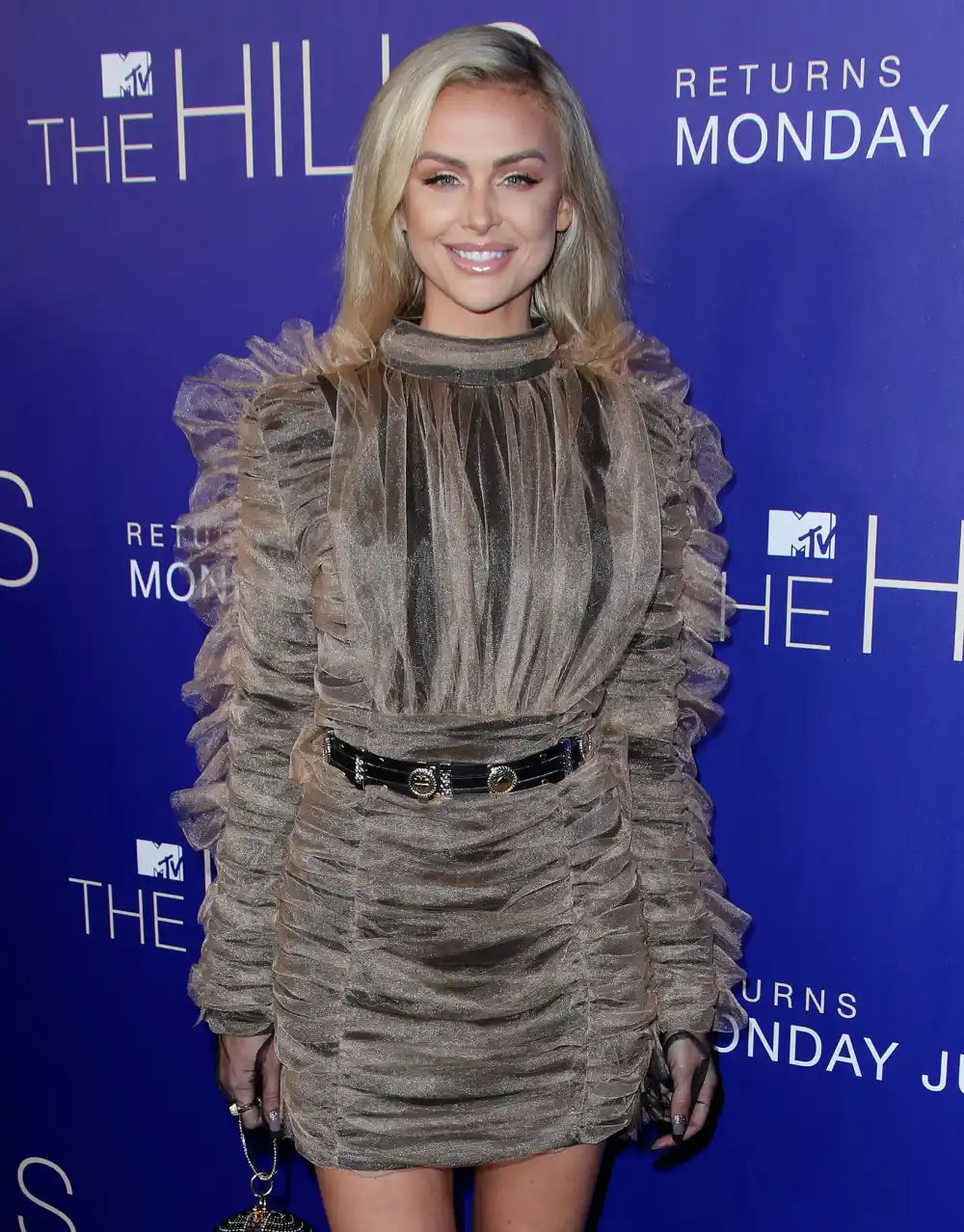 Vanderpump Rules&rsquo; Lala Kent Breast-Feeds Daughter Ocean in New Photo: I&rsquo;m &lsquo;Digging&rsquo; This