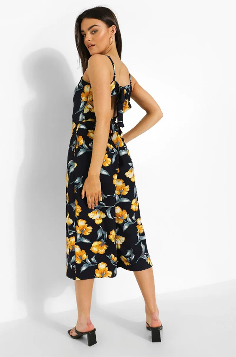 boohoo-floral-jumpsuit