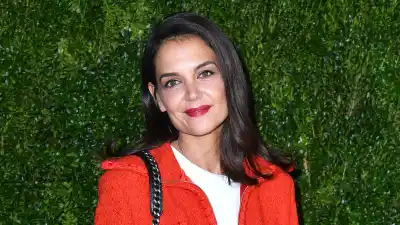 katie-holmes-book-picks