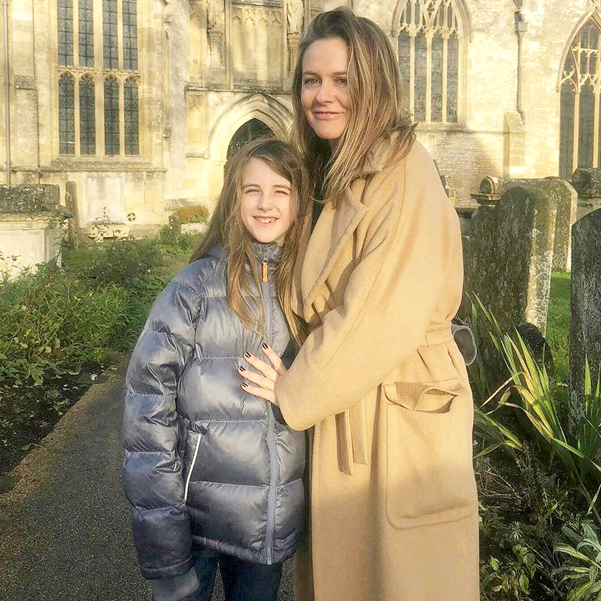 Alicia Silverstone Celebrates Son Bears 10th Birthday