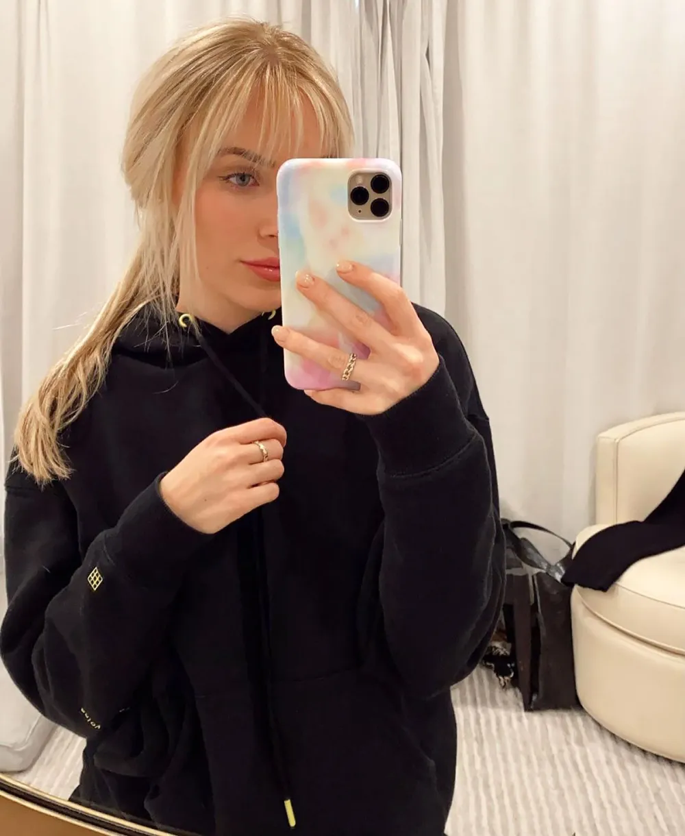 Bachelor&rsquo;s Cassie Randolph Gets &lsquo;Real and Transparent&rsquo; About Plastic Surgery Rumors