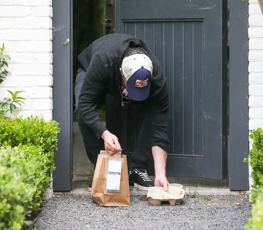 Ben Affleck Rocks Big Sky Hat After Montana Trip with Jennifer Lopez
