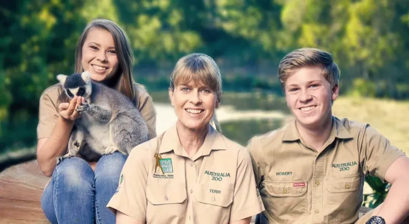 Bindi Robert Irwins Most Touching Tributes Late Dad Steve Irwin