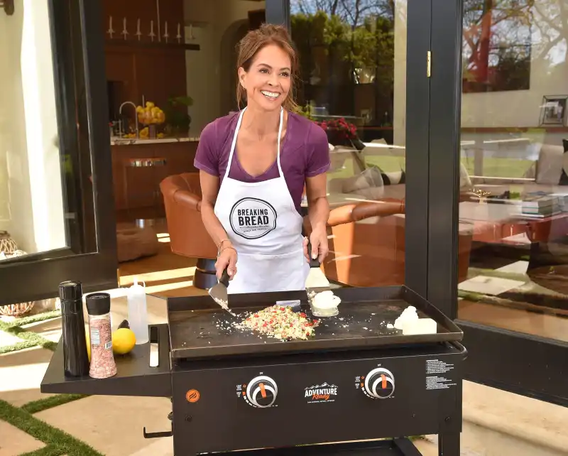 Brooke Burke The Fix Dinner Just Like Us