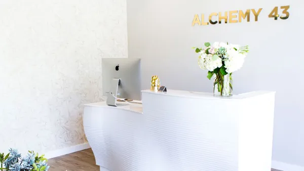 Alchemy 43 Buzzzz-o-Meter Alchemy 43 Halara More That Hollywood Is Buzzing About This Week