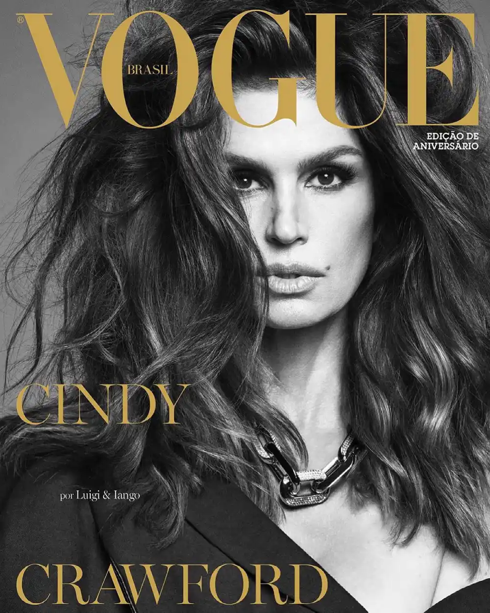 Fierce and Fabulous! Cindy Crawford Covers &lsquo;Vogue&rsquo; Brazil: Photos