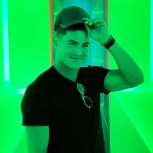 Dimple Check See Zac Efrons Hottest Moments Over Years