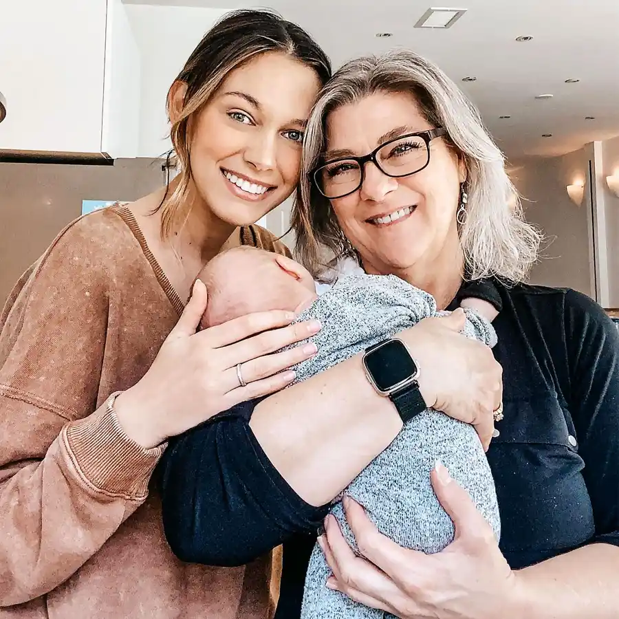 Family Affair Bindi Irwin More Celebrities 3 Generational Photos