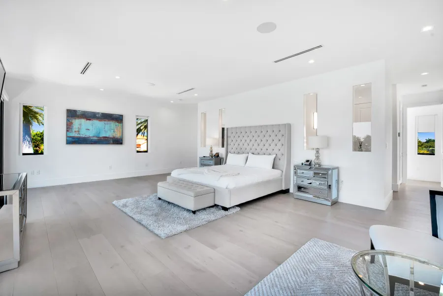 Go Inside Jennifer Lopez and Ben Affleck’s Lavish Waterfront Miami Vacation Pad Amid Their Romantic Getaway