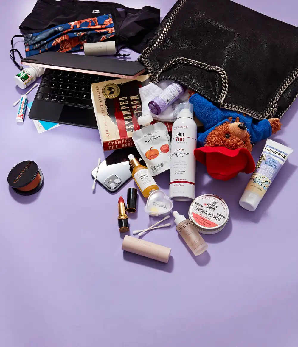 Ireland Baldwin: What&rsquo;s in My Bag?