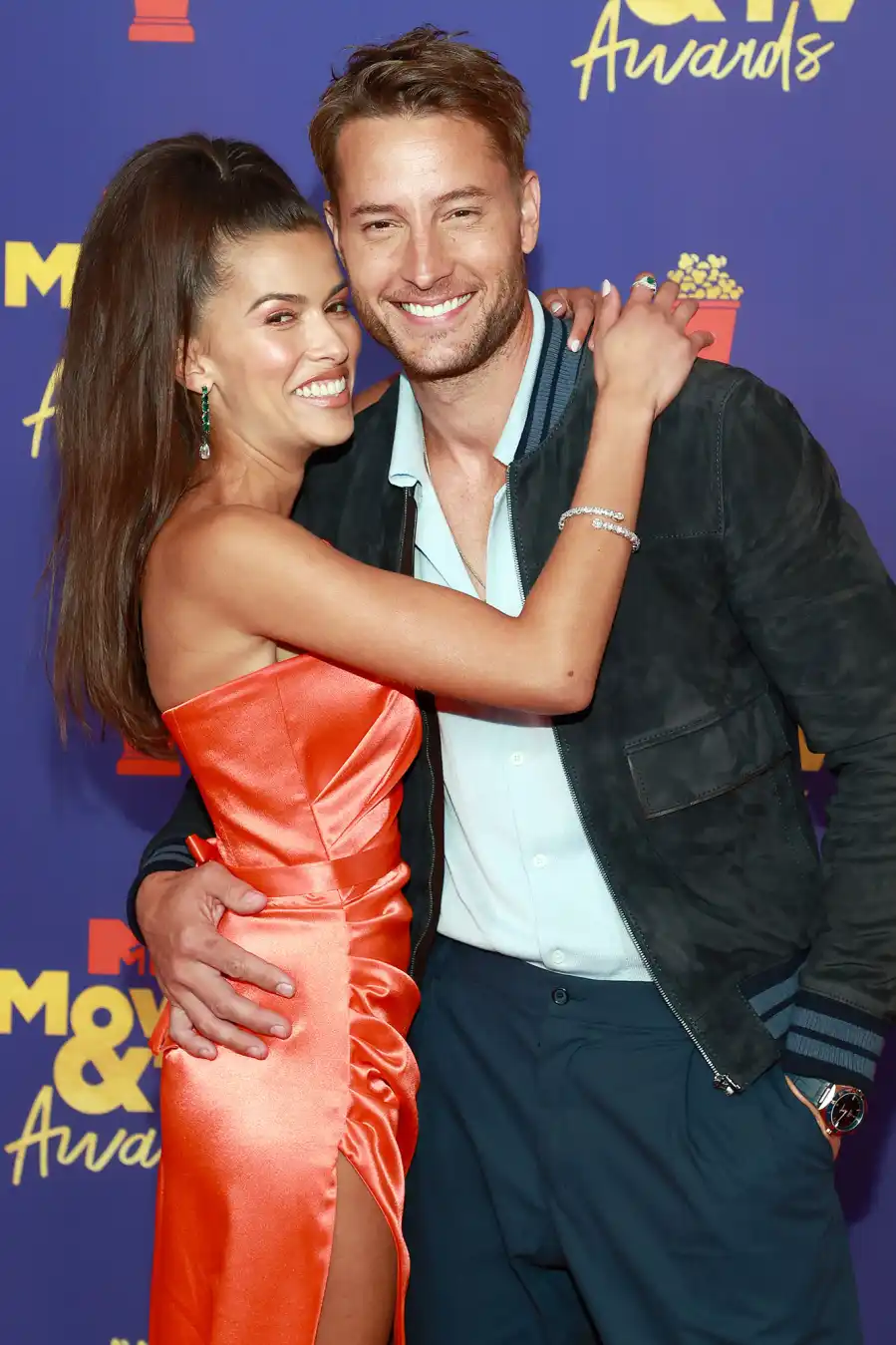Justin Hartley and Sofia Pernas Red Carpet Debut MTV Movie TV Awards 2021 4