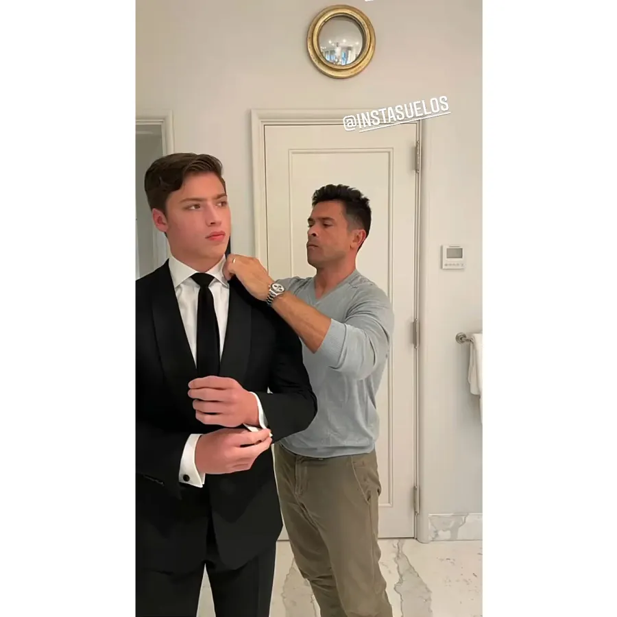 Kelly Ripa and Mark Consuelos Son Joaquin Goes to Prom in Dads Tuxedo 3