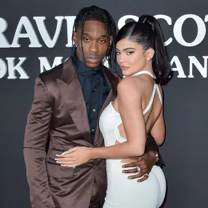 Kylie Jenner Travis Scott Dont Have Traditional Relationship