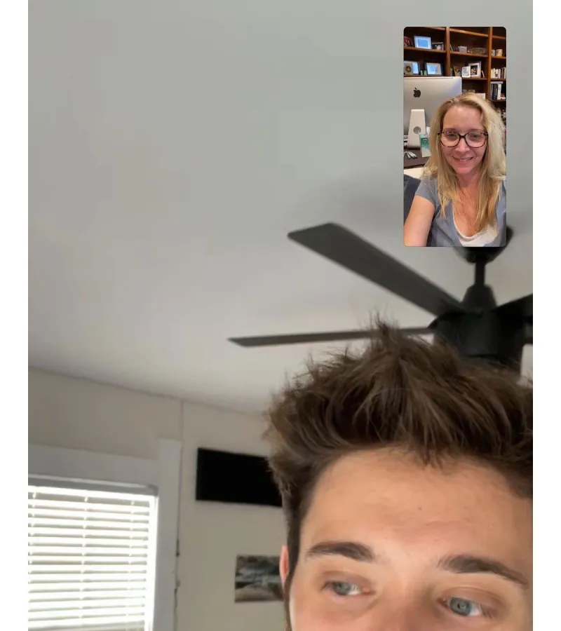 Lisa Kudrow Son Thought Jennifer Aniston Was His Mom Friends Julian Murray Stern 2