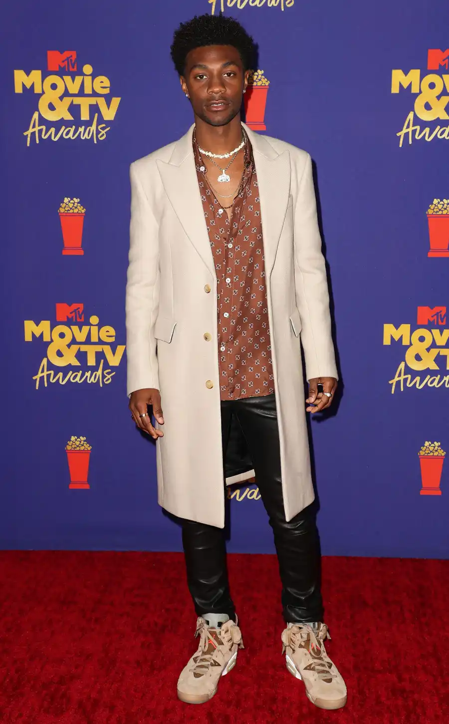 The 8 Hottest Hunks at the MTV Movie & TV Awards