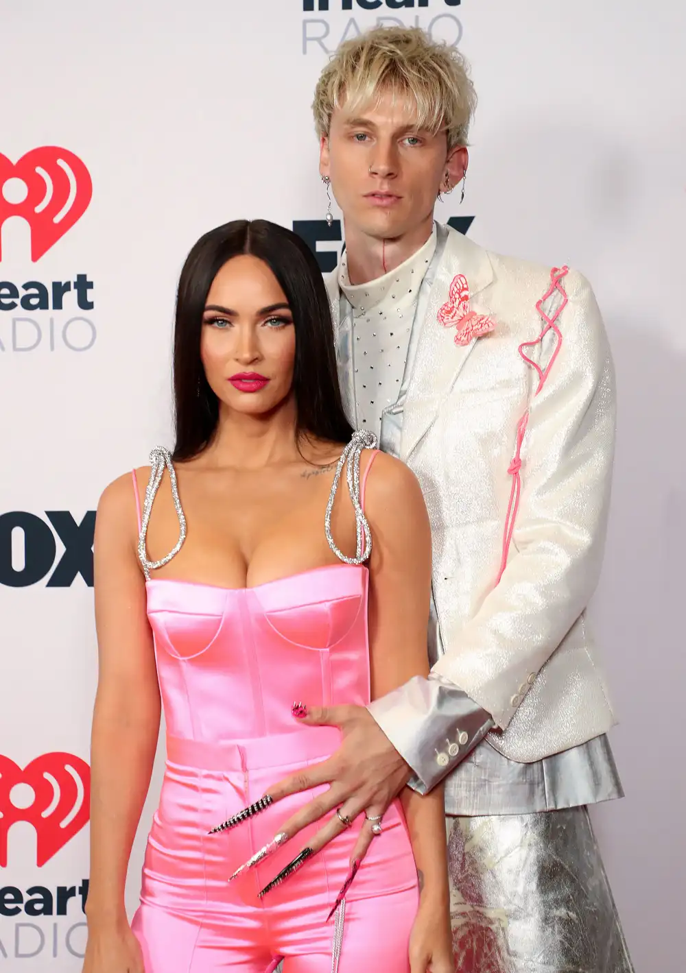 Machine Gun Kelly&rsquo;s Insanely Long, Studded Acrylic Nails Broke the Internet