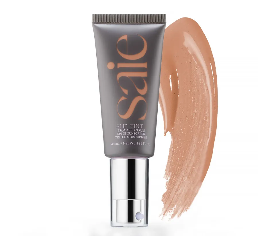 Must-Have Beauty Products to Pack for Memorial Day Weekend