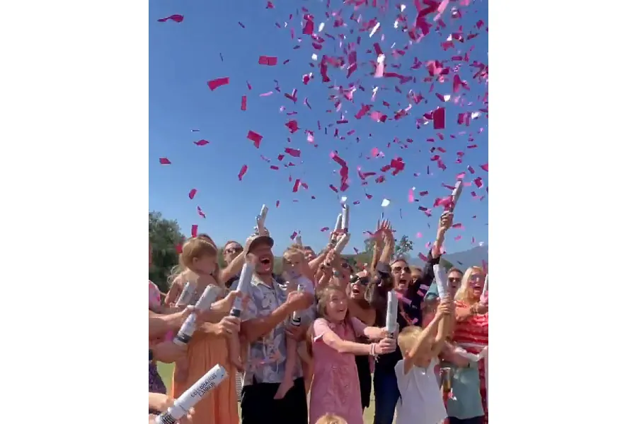 Pregnant Morgan Beck Reveals Sex of Her and Bode Miller 6th Child Together 2