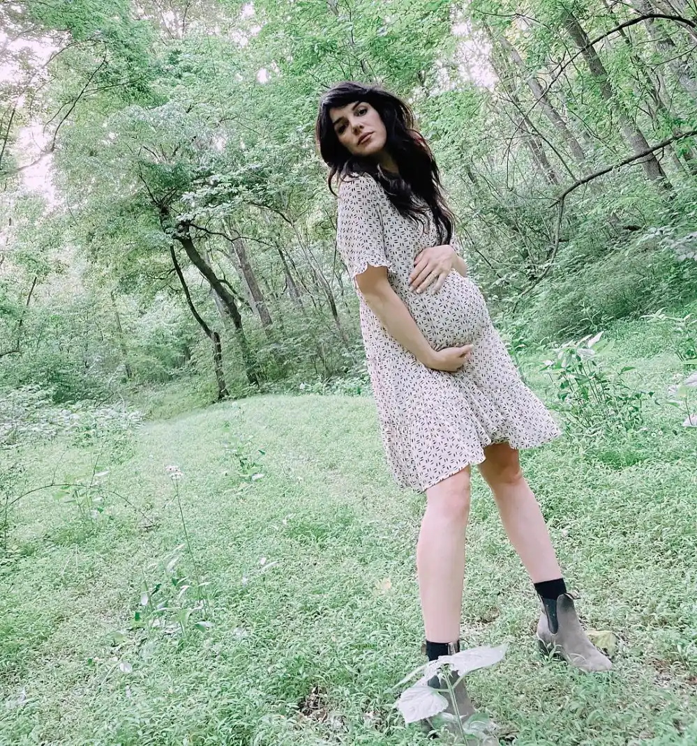 Pregnant Shenae Grimes-Beech Is Battling Prenatal Depression: &lsquo;Hit Me Like a Ton of Bricks'