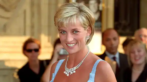 Princess Diana’s Former Voice Coach Stewart Pearce Claims She Gave Him Permission to Write Book on 1 Condition