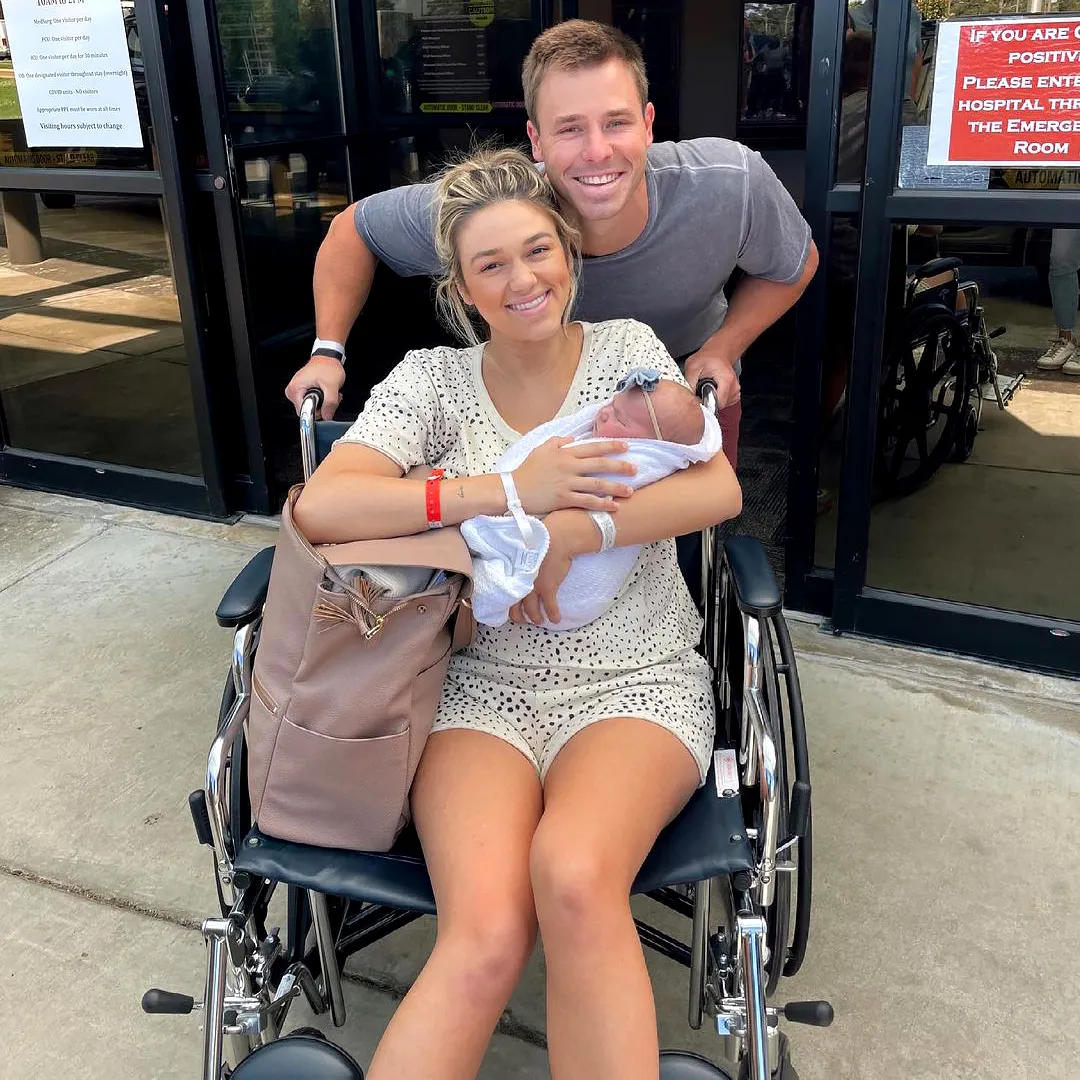 Sadie Robertson Talks Postpartum Journey, Says ‘the Pain Is Real’ 1 Week After Giving Birth