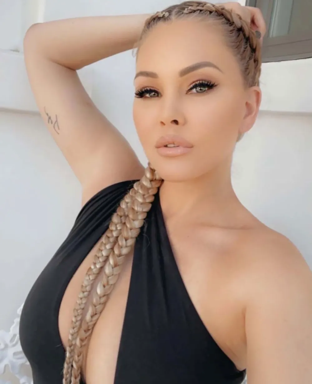 Shanna&nbsp;Moakler: Kourtney and Travis 'Put a Wedge' Between Me and the Kids