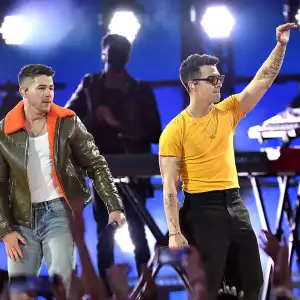 So Cool The Jonas Brothers Perform 2021 Billboard Music Awards