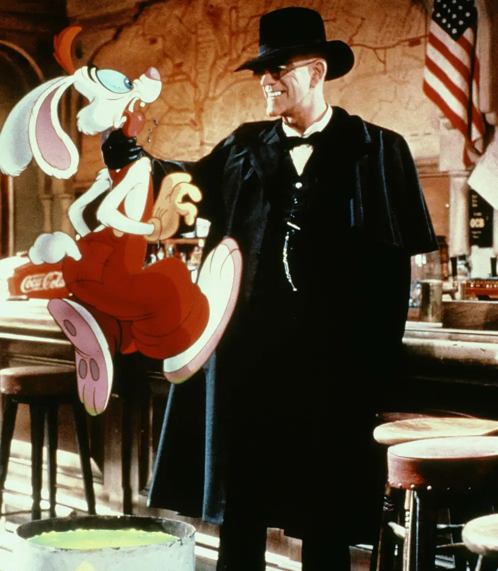 LOL! Tom Brady&rsquo;s Kentucky Derby Outfit Draws &lsquo;Roger Rabbit&rsquo; Comparisons