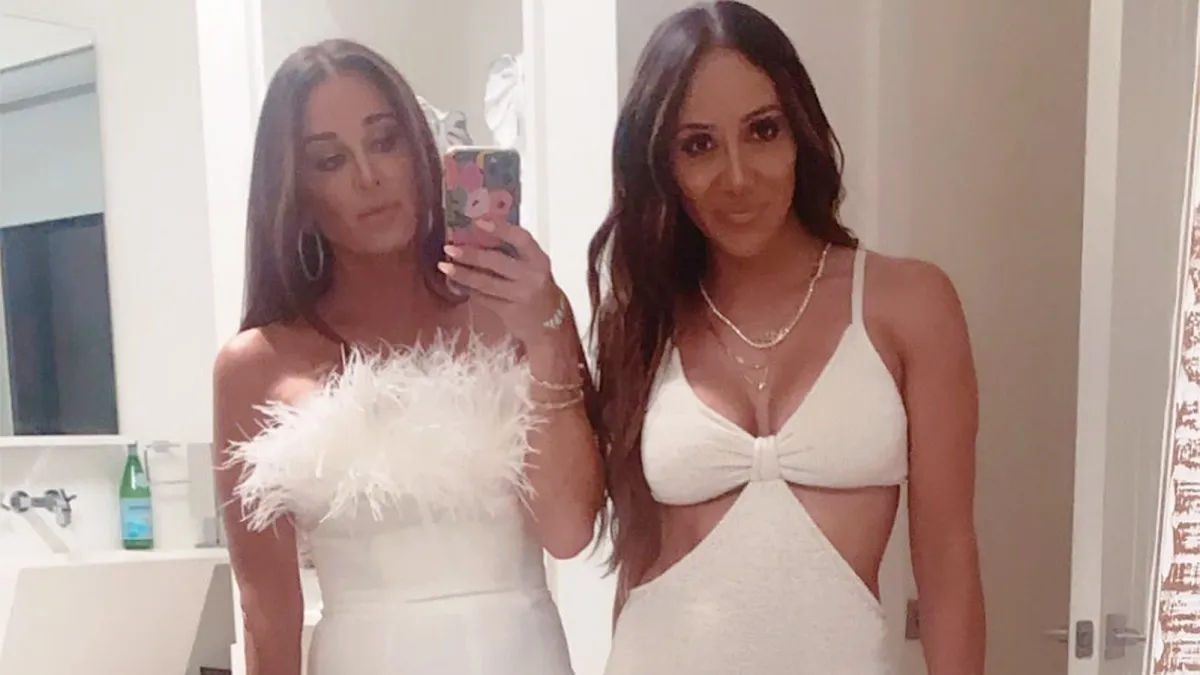 kyle-richards-melissa-gorga-all-white