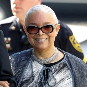 Bill Cosbys Wife Camille Is Ecstatic Ahead of Shocking Prison Release