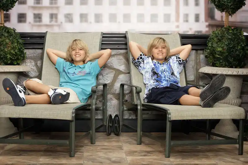 Cole Sprouse and Dylan Sprouse Celebrity Family Members Who Worked Together