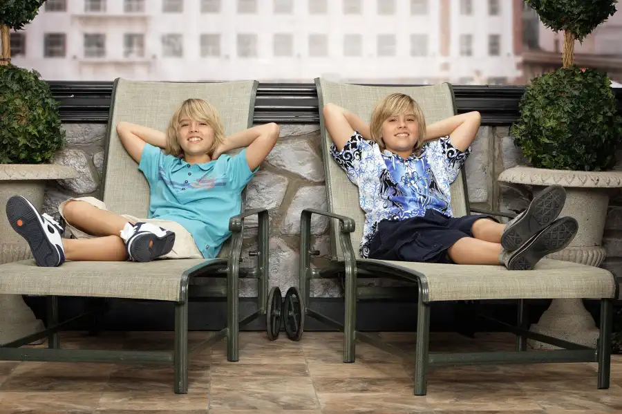 Cole Sprouse and Dylan Sprouse Celebrity Family Members Who Worked Together