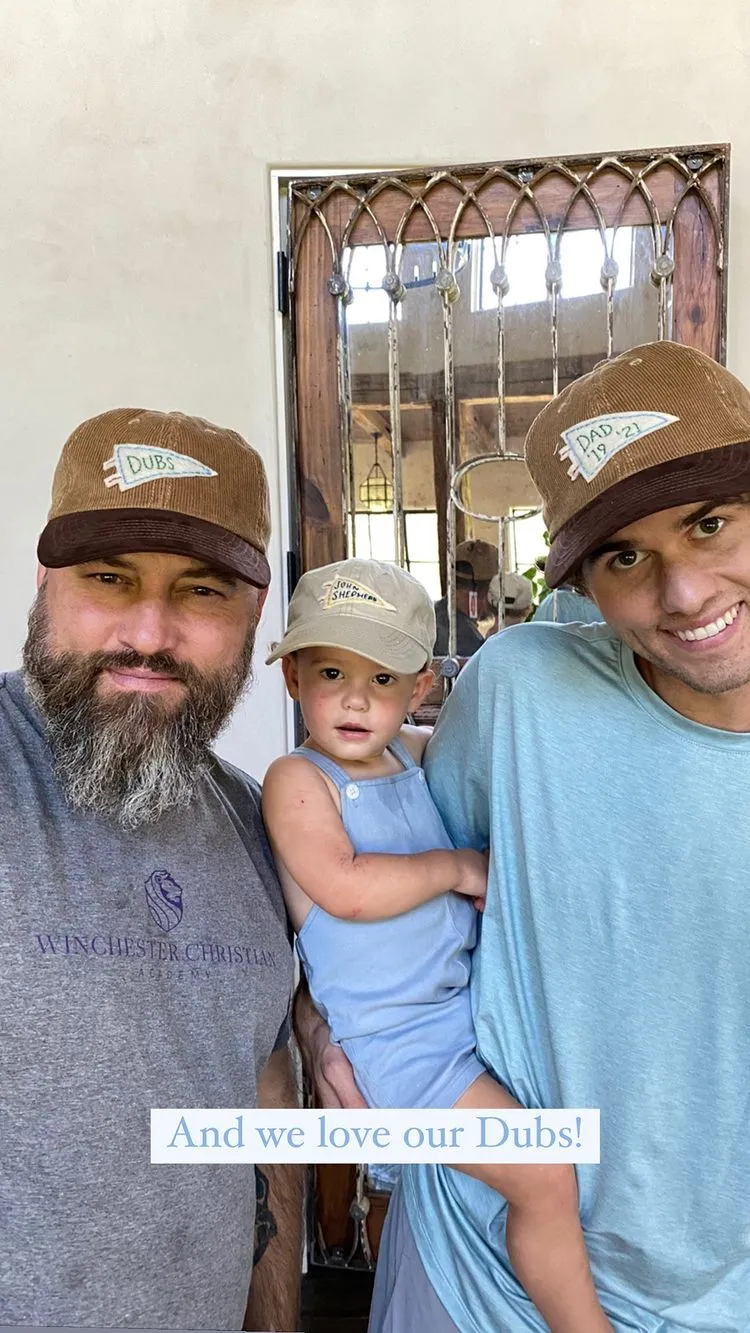 Family Affair! Willie Robertson and More Celebrities' 3-Generational Photos