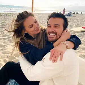 Hannah Brown Gushes Over Boyfriend Adam Woolard in Sweet Post: 'Feeling Especially Blessed'