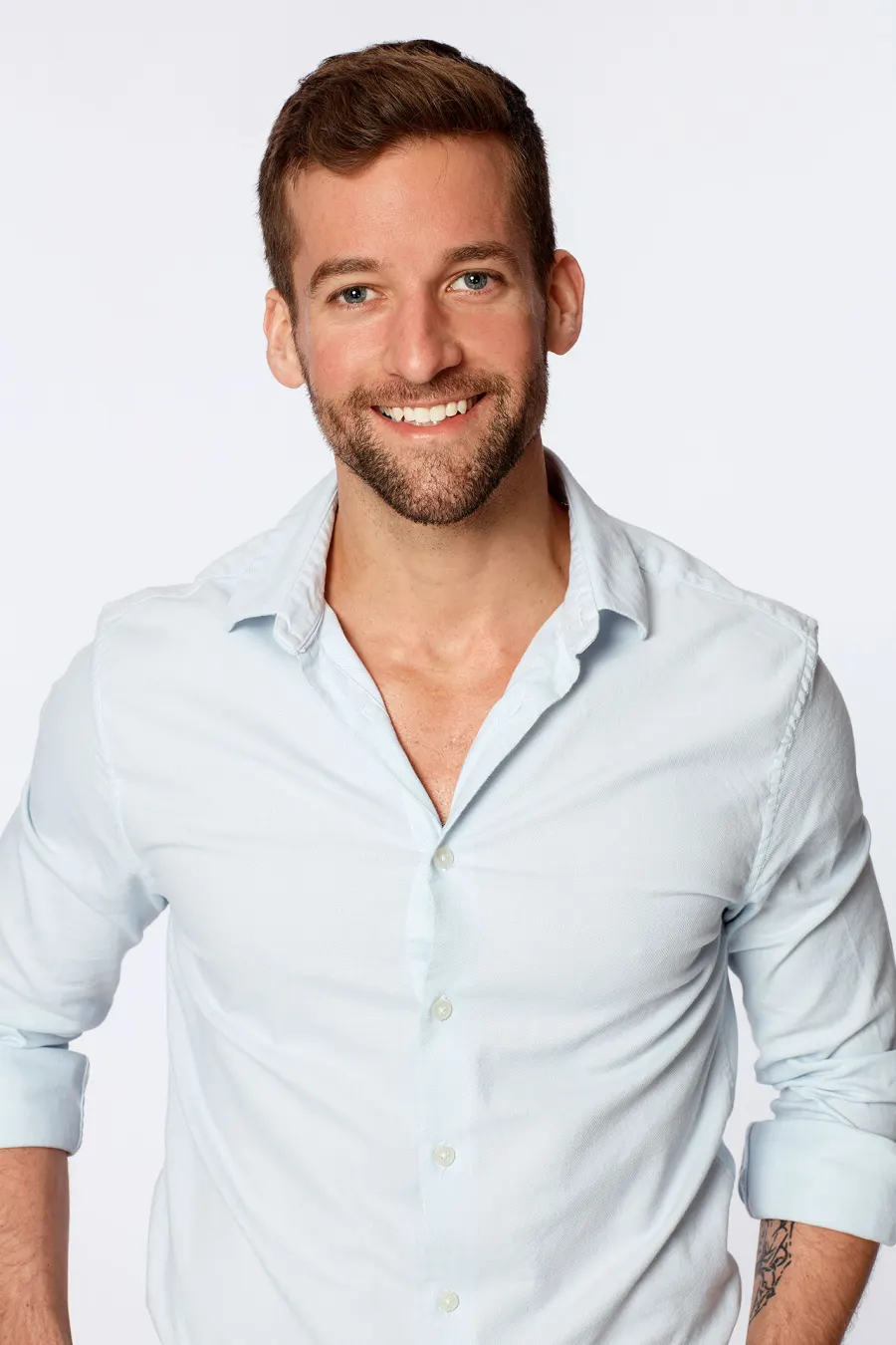 He Is a Math Teacher Who Is Connor B 5 Things to Know About the Cat on Katie Thurston Bachelorette Season