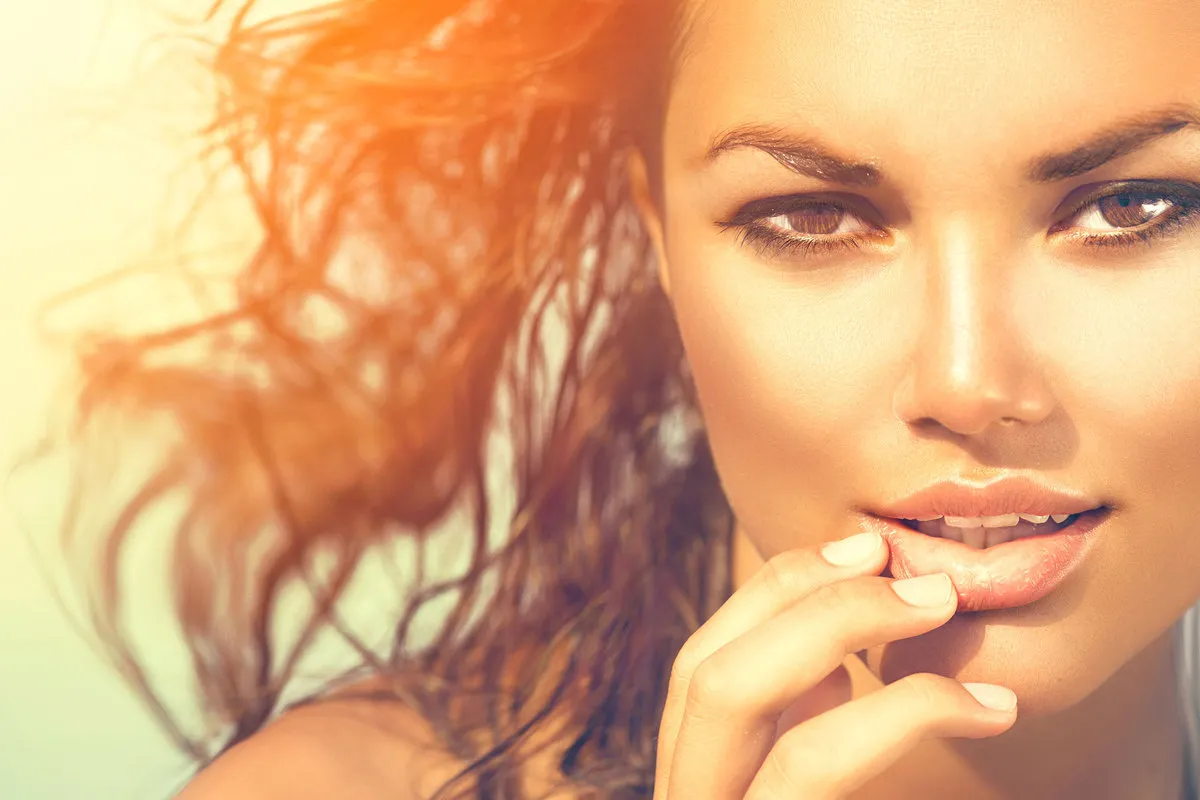 Kopari-Narrativ-CPC-Reviewers-Say-Golden-Glow-Oil-Makes-Skin-Pop-without-being-shiny