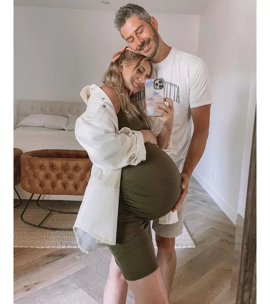 Lauren Burnham and Arie Luyendyk Jr Share 1st Photos of Newborn Twins