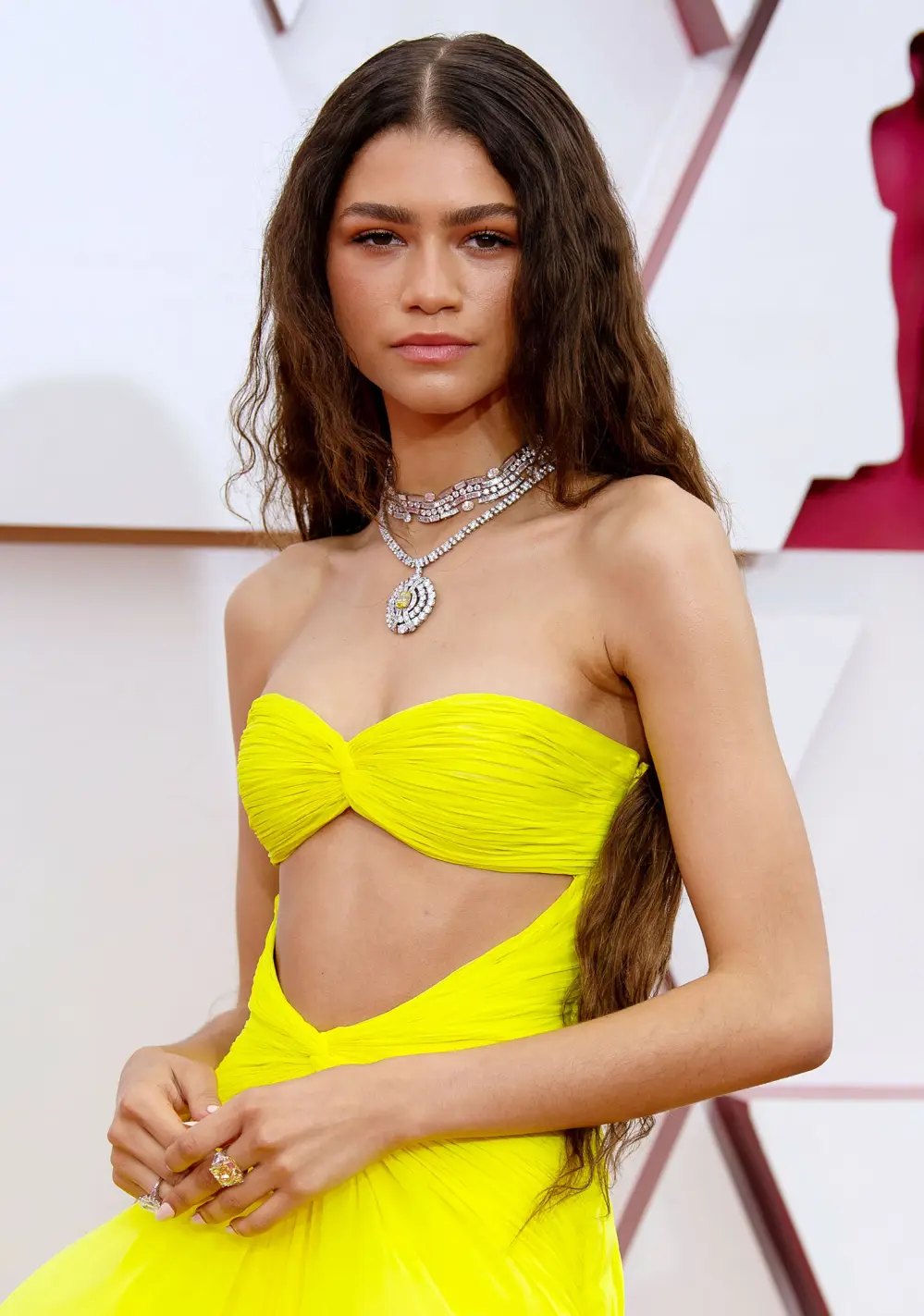 Millie Bobby Brown Looks to Zendaya&rsquo;s &lsquo;Amazing&rsquo; Style for Fashion Inspo