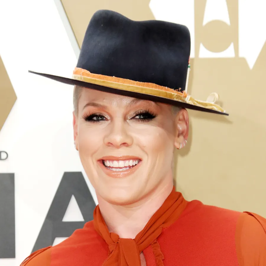 Pink Naomi Osaka Exits French Open Mental Health Celeb Reactions