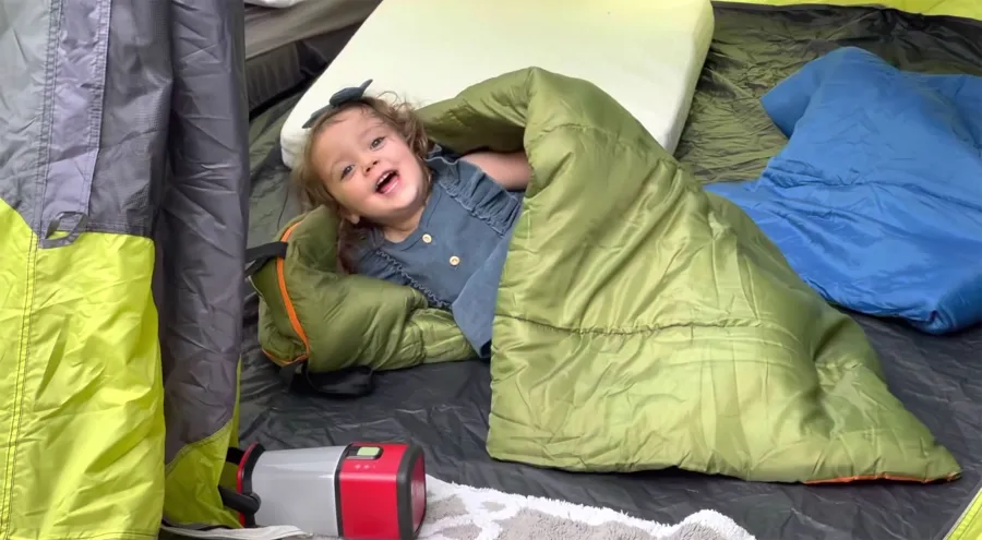 Pregnant Jessa Duggar Camps With Family Amid Counting On Cancellation 03