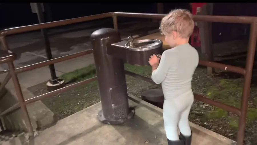 Pregnant Jessa Duggar Camps With Family Amid Counting On Cancellation 06