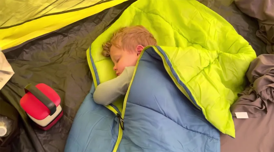 Pregnant Jessa Duggar Camps With Family Amid Counting On Cancellation 13