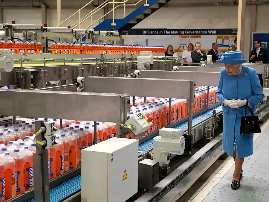 Prince William Joins Queen Elizabeth II Scotland Visit Photos