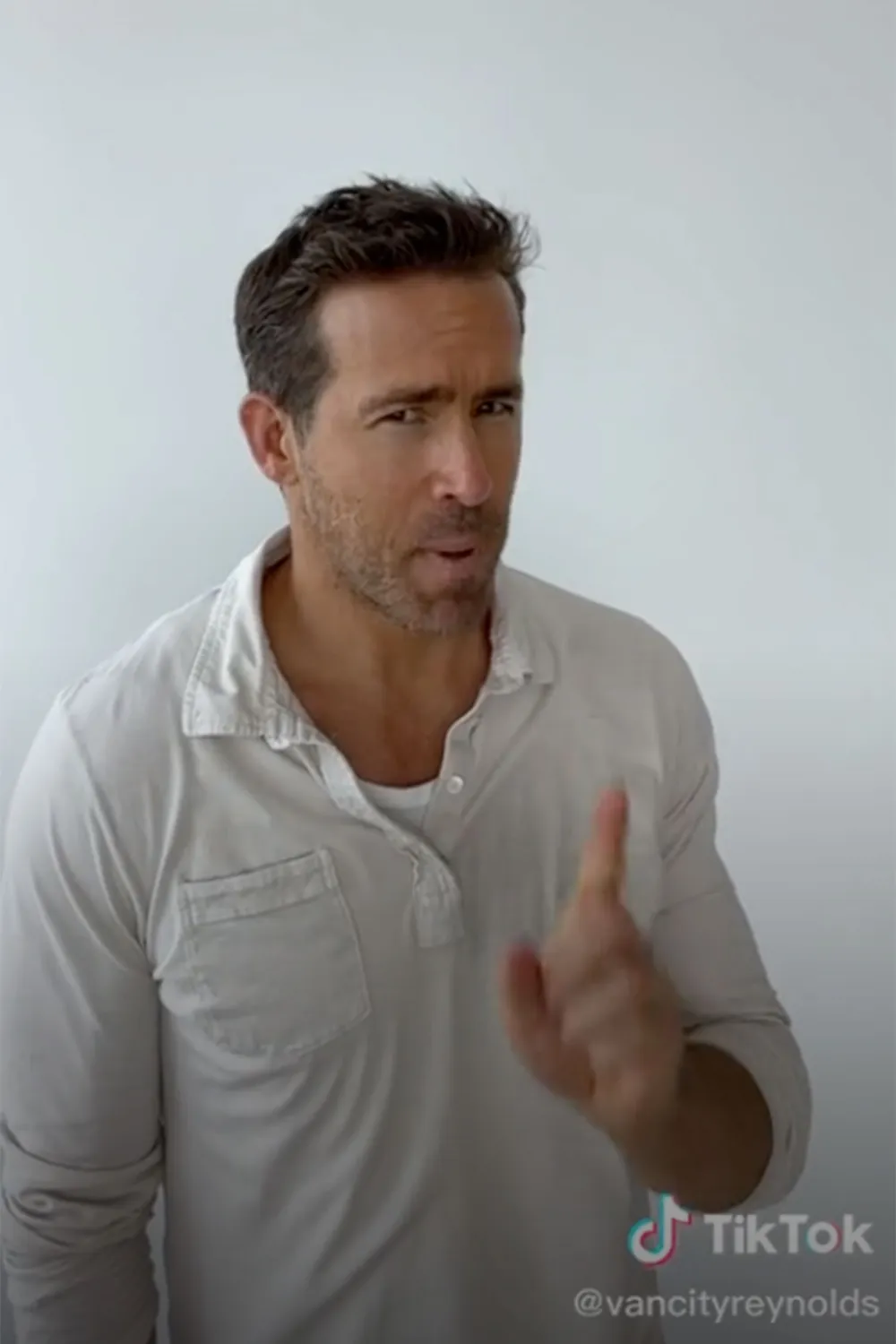 Ryan Reynolds Recreates Iconic Just Friends Singing Scene 1st TikTok